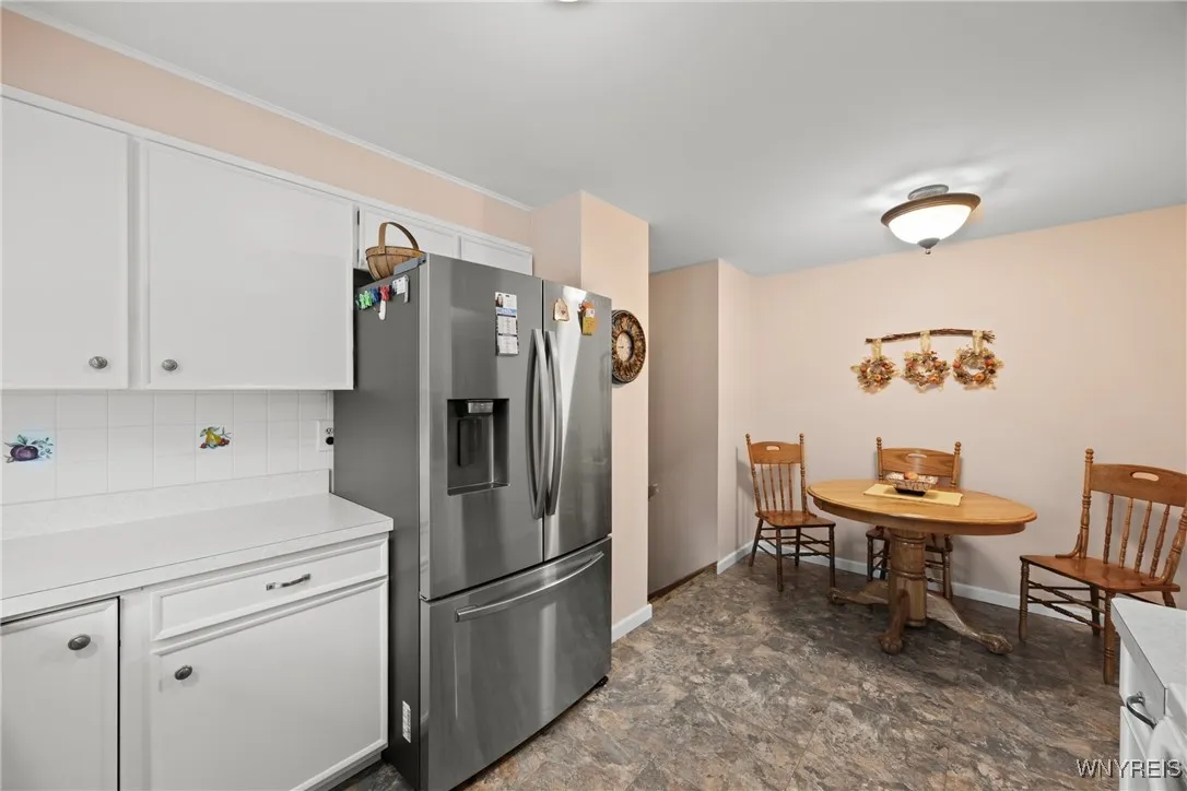 1500 Jamaica Square, North Tonawanda, New York 141, North Tonawanda, New York 14120, 4 Bedrooms Bedrooms, 10 Rooms Rooms,2 BathroomsBathrooms,Residential,For Sale,1500 Jamaica Square, North Tonawanda, New York 141,0,B1634184