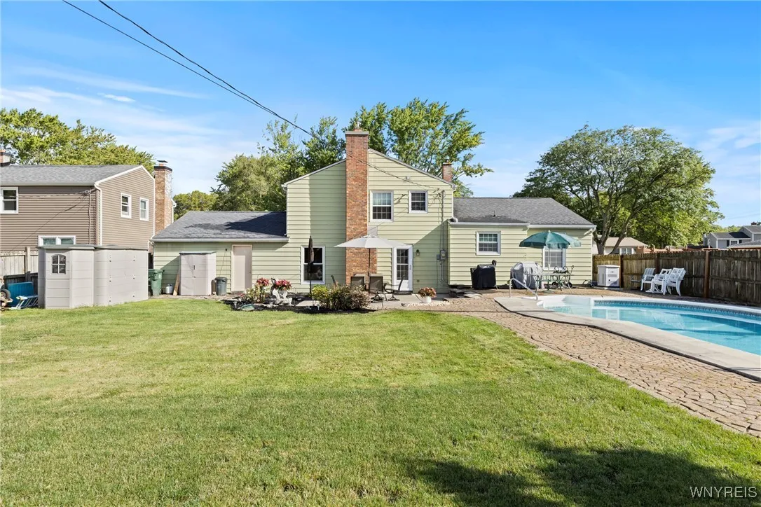 1500 Jamaica Square, North Tonawanda, New York 141, North Tonawanda, New York 14120, 4 Bedrooms Bedrooms, 10 Rooms Rooms,2 BathroomsBathrooms,Residential,For Sale,1500 Jamaica Square, North Tonawanda, New York 141,0,B1634184