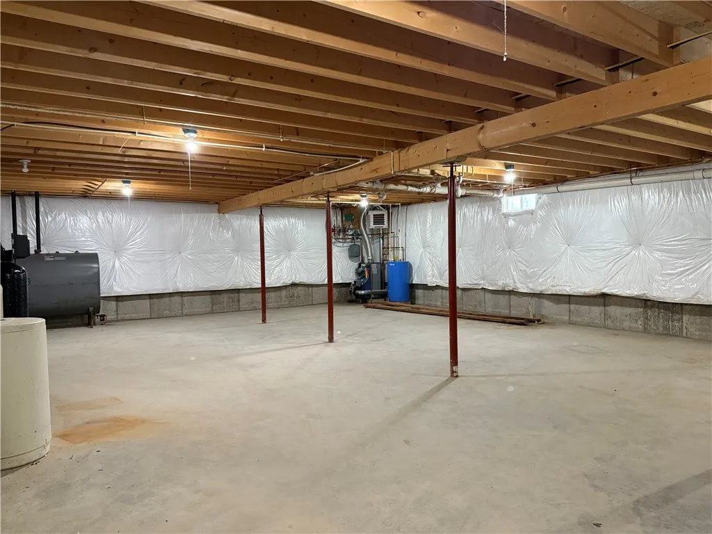 560 East Street, Bridgewater, New York 13318, Bridgewater, New York 13318, 3 Bedrooms Bedrooms, 7 Rooms Rooms,2 BathroomsBathrooms,Residential,For Sale,560 East Street, Bridgewater, New York 13318,0,R1634212