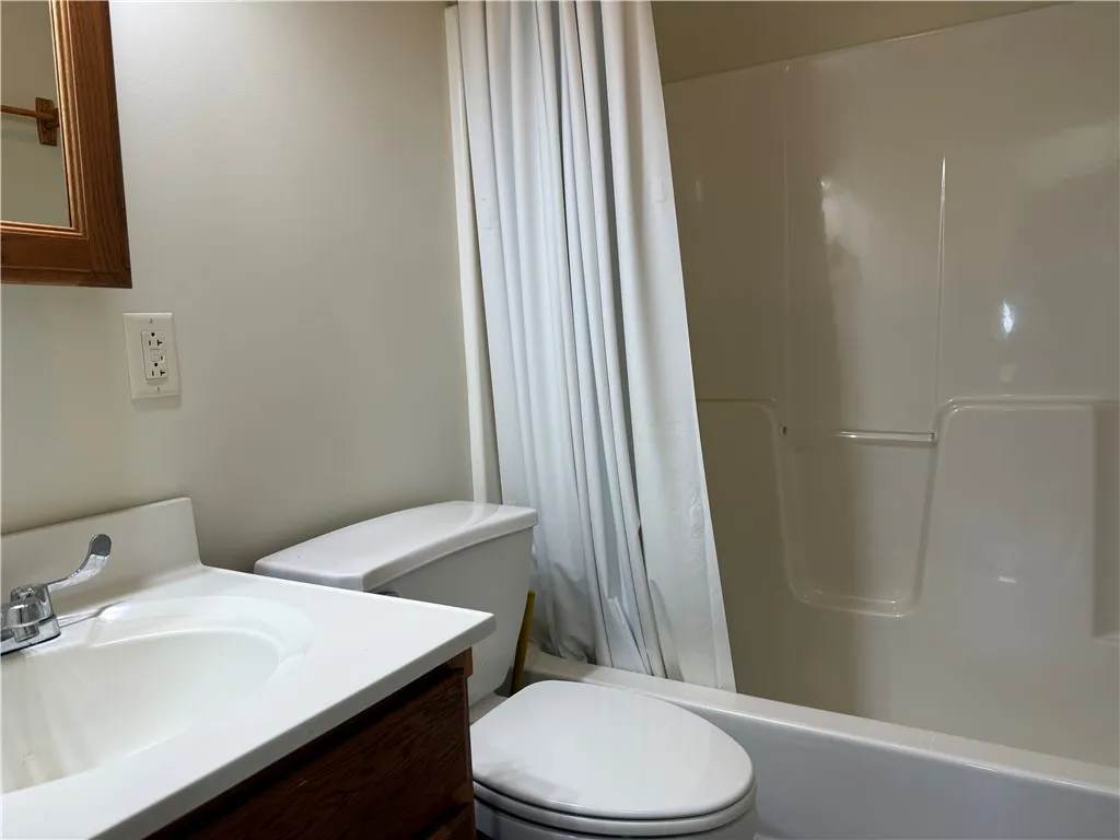 560 East Street, Bridgewater, New York 13318, Bridgewater, New York 13318, 3 Bedrooms Bedrooms, 7 Rooms Rooms,2 BathroomsBathrooms,Residential,For Sale,560 East Street, Bridgewater, New York 13318,0,R1634212