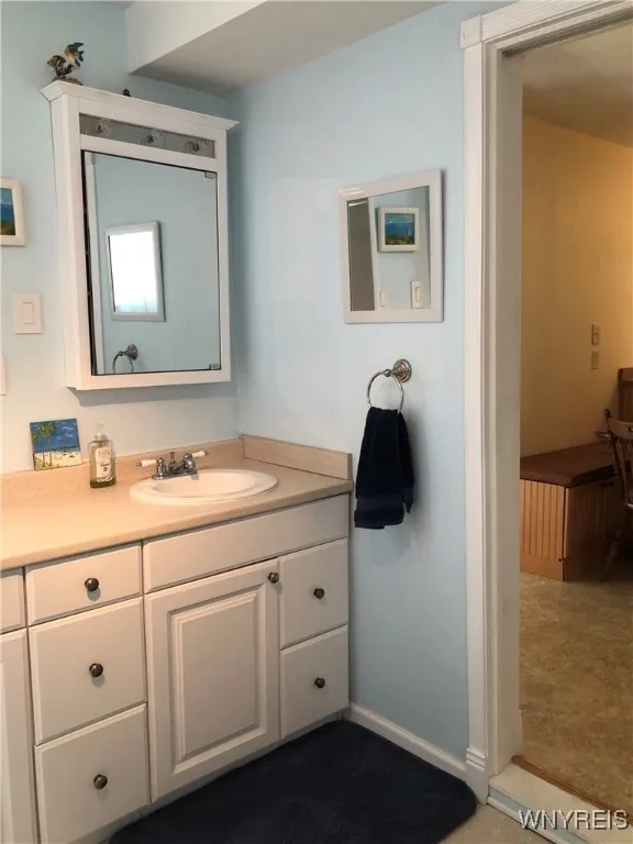 VANITY BATH - NEW FIXURES/ VANITY