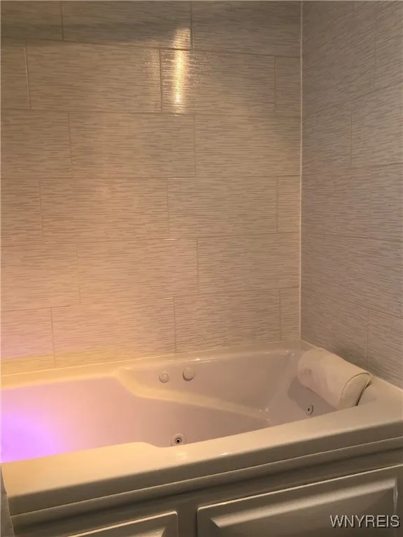 COLORED \"RELAXING\"\r\nCOLORED LIGHTS
