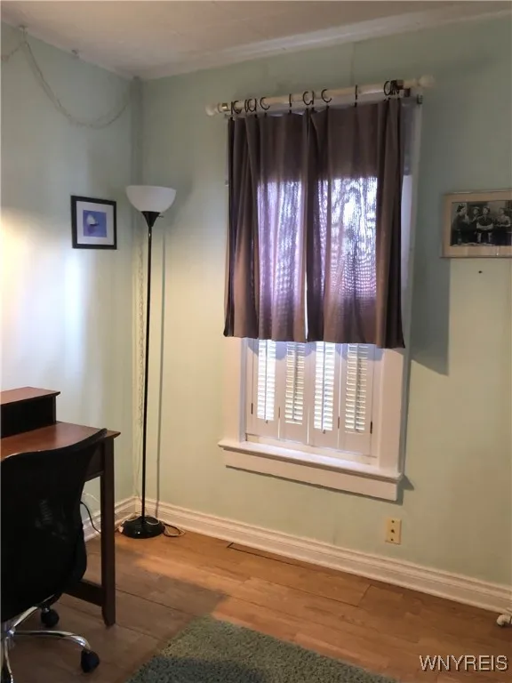 15 X 10.6 LIVING ROOM