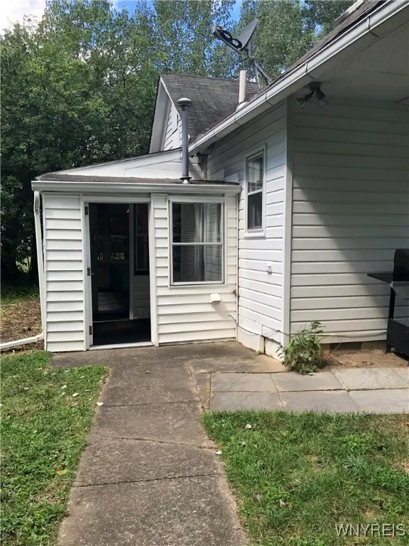 BACK ENTRY