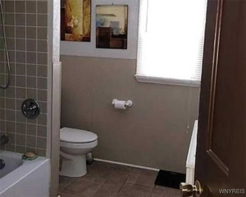 727 19th Street, Niagara Falls, New York 14301, Niagara Falls, New York 14301, 3 Bedrooms Bedrooms, 6 Rooms Rooms,1 BathroomBathrooms,Residential,For Sale,727 19th Street, Niagara Falls, New York 14301,0,B1634510