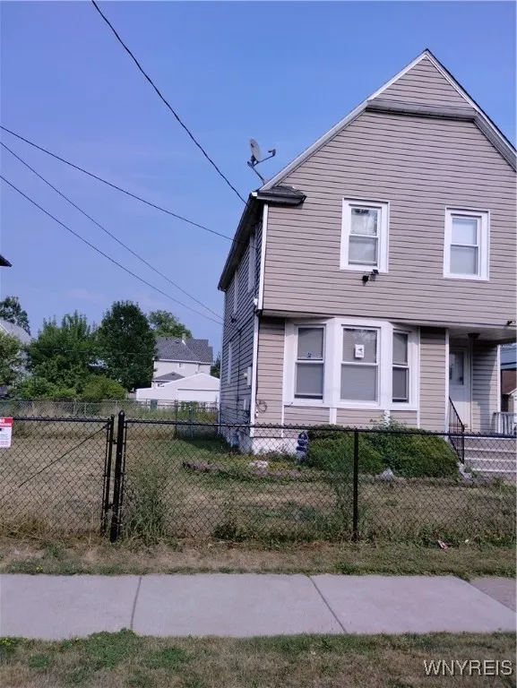 727 19th Street, Niagara Falls, New York 14301, Niagara Falls, New York 14301, 3 Bedrooms Bedrooms, 6 Rooms Rooms,1 BathroomBathrooms,Residential,For Sale,727 19th Street, Niagara Falls, New York 14301,0,B1634510