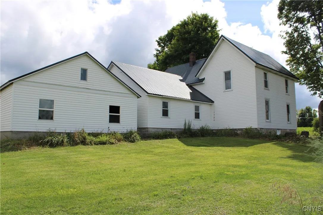 23874 Gracey Road, Le Ray, New York 13619, Le Ray, New York 13619, 4 Bedrooms Bedrooms, 7 Rooms Rooms,1 BathroomBathrooms,Residential,For Sale,23874 Gracey Road, Le Ray, New York 13619,0,S1634393