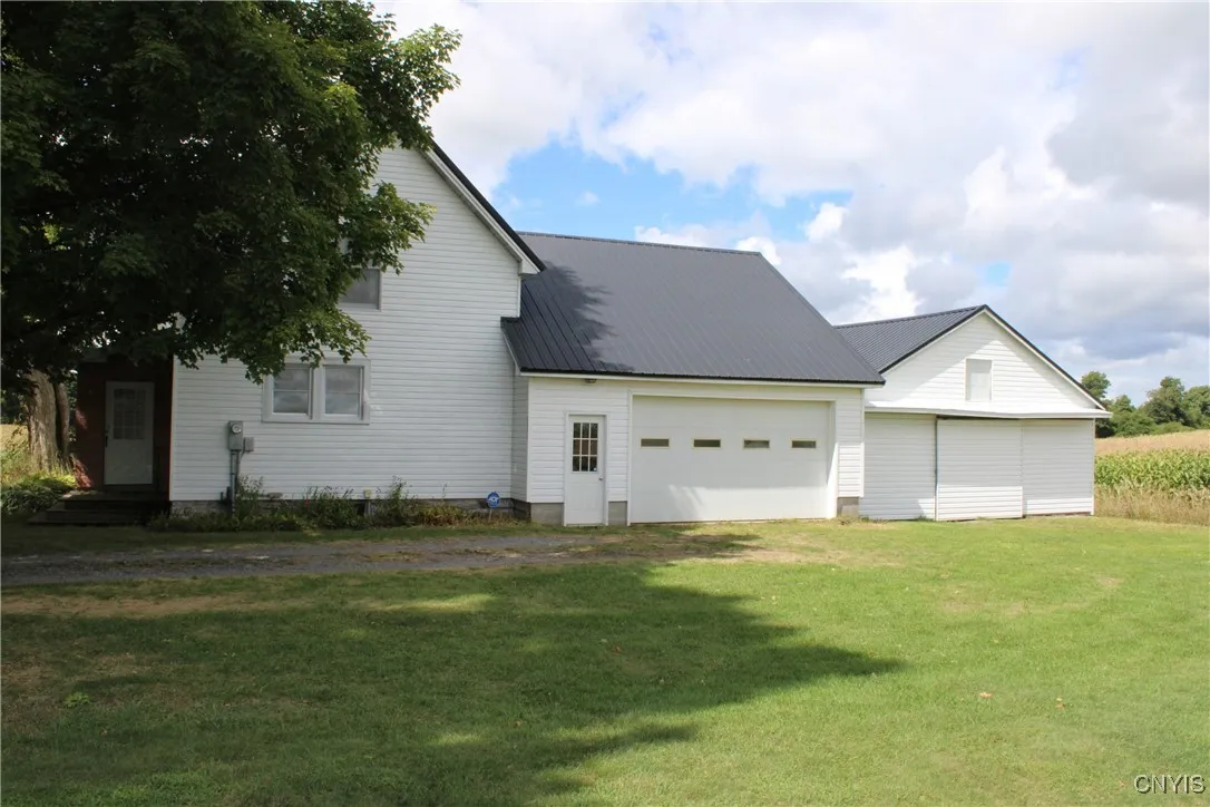 23874 Gracey Road, Le Ray, New York 13619, Le Ray, New York 13619, 4 Bedrooms Bedrooms, 7 Rooms Rooms,1 BathroomBathrooms,Residential,For Sale,23874 Gracey Road, Le Ray, New York 13619,0,S1634393
