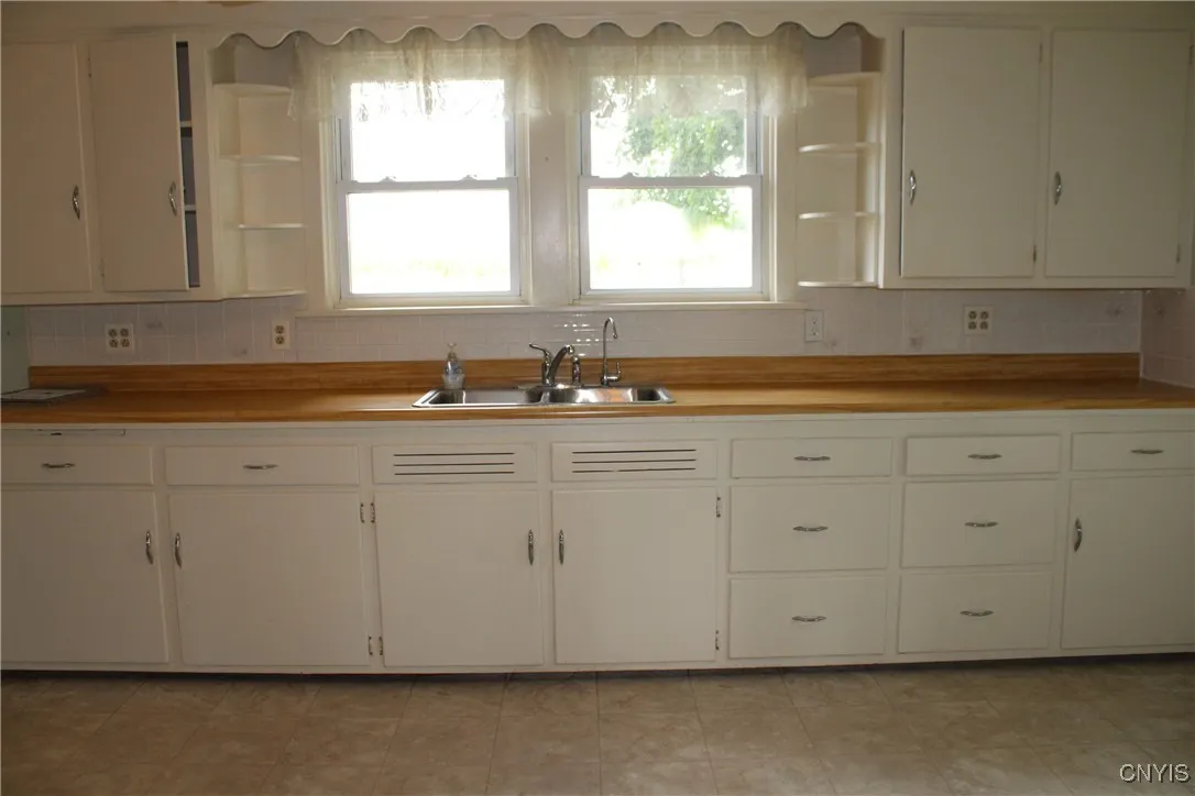 LARGE COUNTER TOP