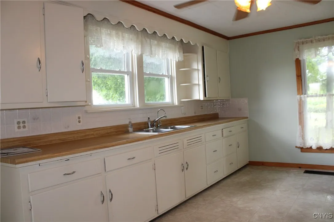 LARGE COUNTER TOP