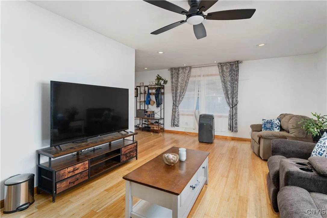 21 Huyck Avenue, Fairfield, New York 13406, Fairfield, New York 13406, 4 Bedrooms Bedrooms, 8 Rooms Rooms,3 BathroomsBathrooms,Residential,For Sale,21 Huyck Avenue, Fairfield, New York 13406,0,S1634048