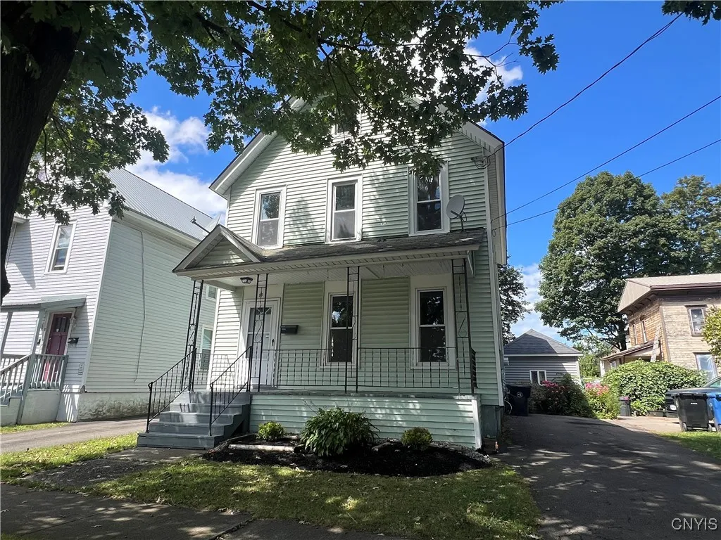 98 East Court Street, Cortland, New York 13045, Cortland, New York 13045, 3 Bedrooms Bedrooms, 10 Rooms Rooms,1 BathroomBathrooms,Residential,For Sale,98 East Court Street, Cortland, New York 13045,0,S1633352