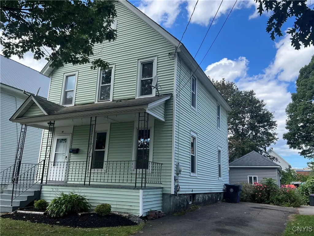 98 East Court Street, Cortland, New York 13045, Cortland, New York 13045, 3 Bedrooms Bedrooms, 10 Rooms Rooms,1 BathroomBathrooms,Residential,For Sale,98 East Court Street, Cortland, New York 13045,0,S1633352
