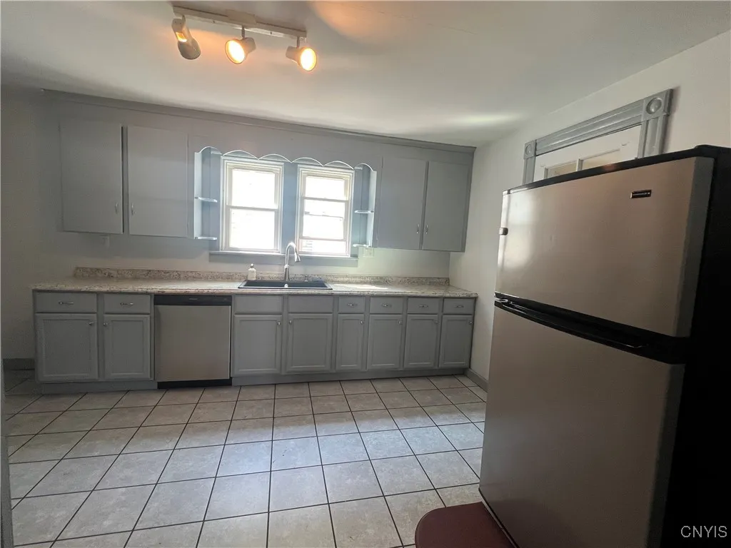 98 East Court Street, Cortland, New York 13045, Cortland, New York 13045, 3 Bedrooms Bedrooms, 10 Rooms Rooms,1 BathroomBathrooms,Residential,For Sale,98 East Court Street, Cortland, New York 13045,0,S1633352