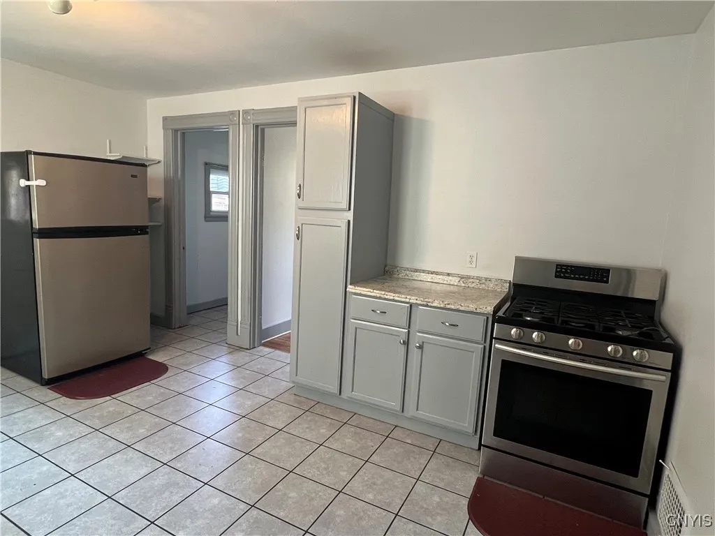 98 East Court Street, Cortland, New York 13045, Cortland, New York 13045, 3 Bedrooms Bedrooms, 10 Rooms Rooms,1 BathroomBathrooms,Residential,For Sale,98 East Court Street, Cortland, New York 13045,0,S1633352