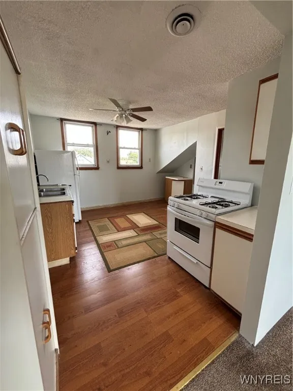 46 Paxford Place, West Seneca, New York 14224, West Seneca, New York 14224, 4 Bedrooms Bedrooms, ,2 BathroomsBathrooms,Residential,For Sale,46 Paxford Place, West Seneca, New York 14224,0,B1634039