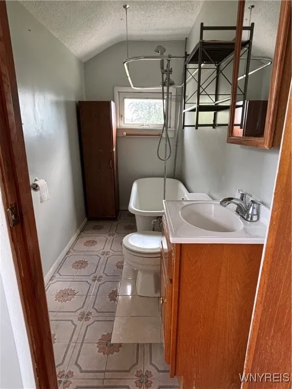 46 Paxford Place, West Seneca, New York 14224, West Seneca, New York 14224, 4 Bedrooms Bedrooms, ,2 BathroomsBathrooms,Residential,For Sale,46 Paxford Place, West Seneca, New York 14224,0,B1634039