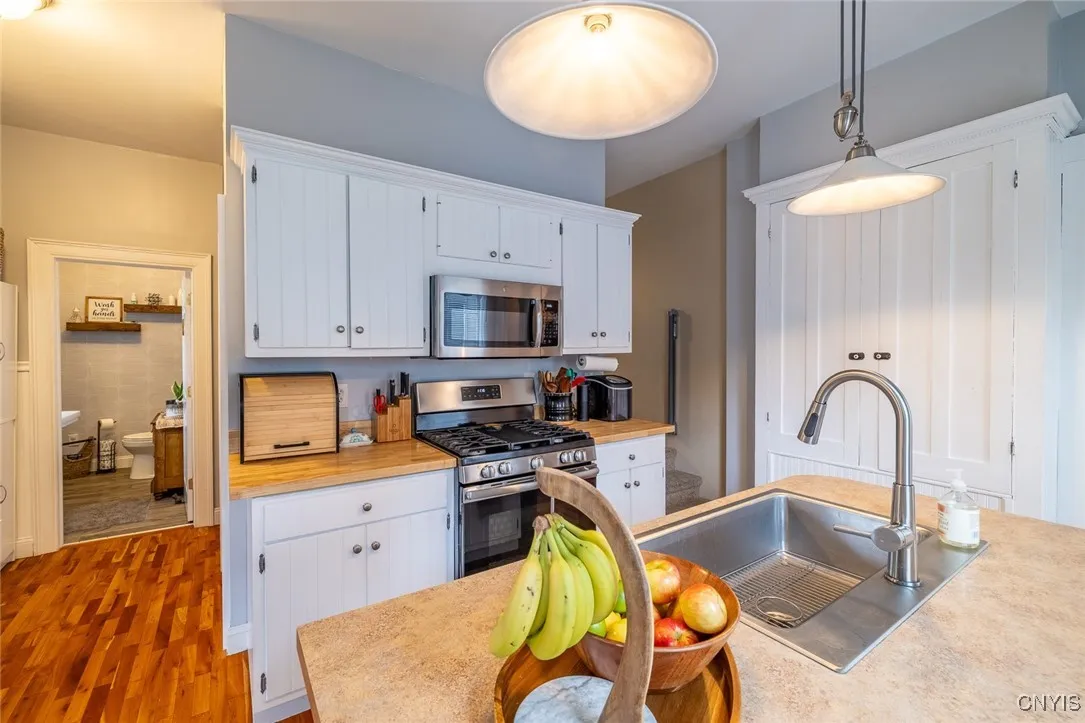 341 Broad Street, Oneida, New York 13421, Oneida, New York 13421, 4 Bedrooms Bedrooms, 11 Rooms Rooms,2 BathroomsBathrooms,Residential,For Sale,341 Broad Street, Oneida, New York 13421,0,S1634512