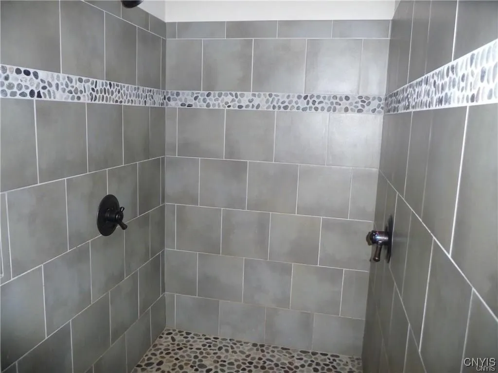 341 Broad Street, Oneida, New York 13421, Oneida, New York 13421, 4 Bedrooms Bedrooms, 11 Rooms Rooms,2 BathroomsBathrooms,Residential,For Sale,341 Broad Street, Oneida, New York 13421,0,S1634512
