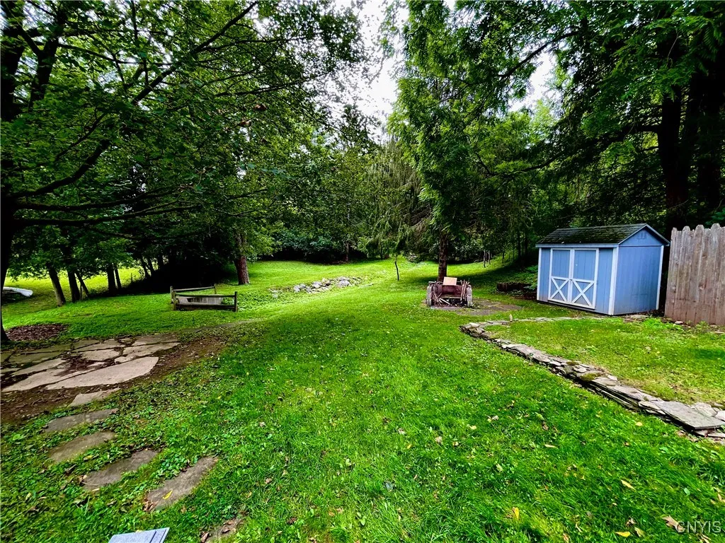 23 Beechwood Road, New Hartford, New York 13413, New Hartford, New York 13413, 3 Bedrooms Bedrooms, 7 Rooms Rooms,1 BathroomBathrooms,Residential,For Sale,23 Beechwood Road, New Hartford, New York 13413,0,S1634465