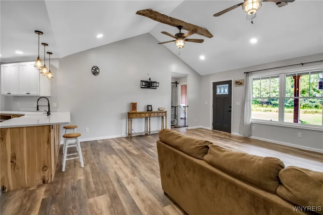 9268 Foote Road, Royalton, New York 14001, Royalton, New York 14001, 3 Bedrooms Bedrooms, 9 Rooms Rooms,2 BathroomsBathrooms,Residential,For Sale,9268 Foote Road, Royalton, New York 14001,0,B1634365