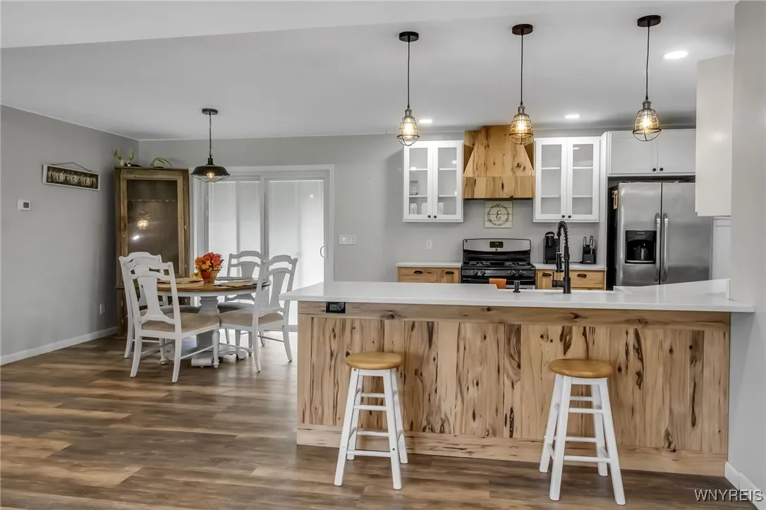 9268 Foote Road, Royalton, New York 14001, Royalton, New York 14001, 3 Bedrooms Bedrooms, 9 Rooms Rooms,2 BathroomsBathrooms,Residential,For Sale,9268 Foote Road, Royalton, New York 14001,0,B1634365