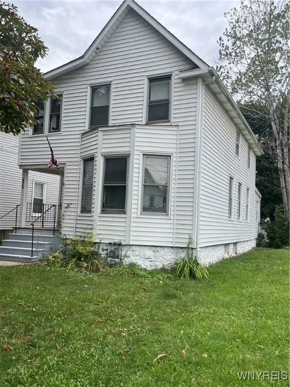 628 25th Street, Niagara Falls, New York 14301, Niagara Falls, New York 14301, 4 Bedrooms Bedrooms, 10 Rooms Rooms,2 BathroomsBathrooms,Residential,For Sale,628 25th Street, Niagara Falls, New York 14301,0,B1634528
