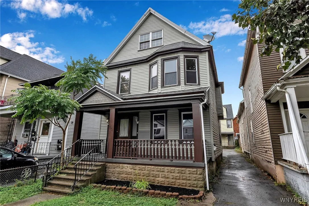 481 7th Street, Buffalo, New York 14201, Buffalo, New York 14201, 10 Bedrooms Bedrooms, ,4 BathroomsBathrooms,Residential,For Sale,481 7th Street, Buffalo, New York 14201,0,B1634326