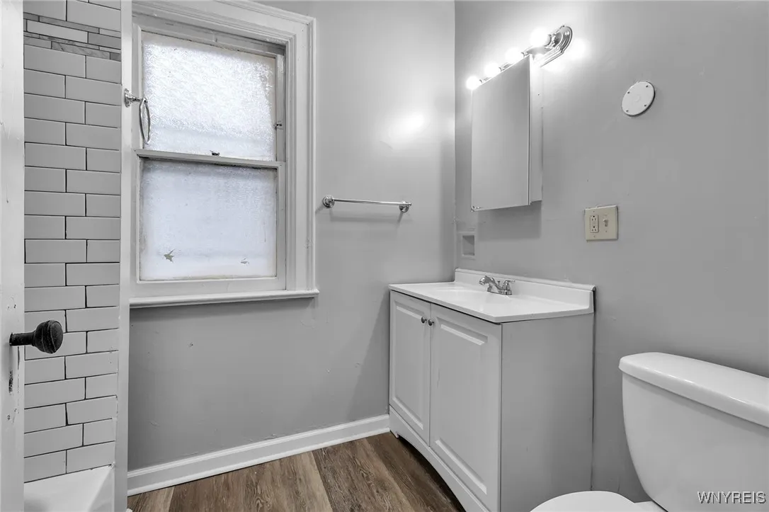 481 7th Street, Buffalo, New York 14201, Buffalo, New York 14201, 10 Bedrooms Bedrooms, ,4 BathroomsBathrooms,Residential,For Sale,481 7th Street, Buffalo, New York 14201,0,B1634326