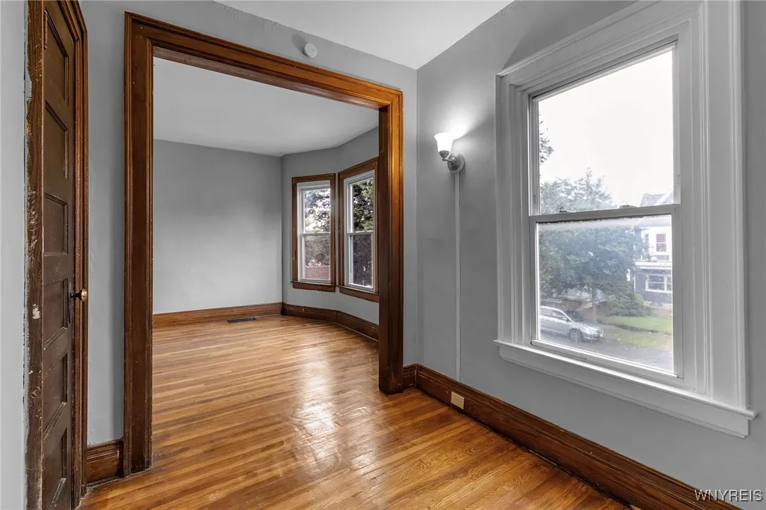 481 7th Street, Buffalo, New York 14201, Buffalo, New York 14201, 10 Bedrooms Bedrooms, ,4 BathroomsBathrooms,Residential,For Sale,481 7th Street, Buffalo, New York 14201,0,B1634326