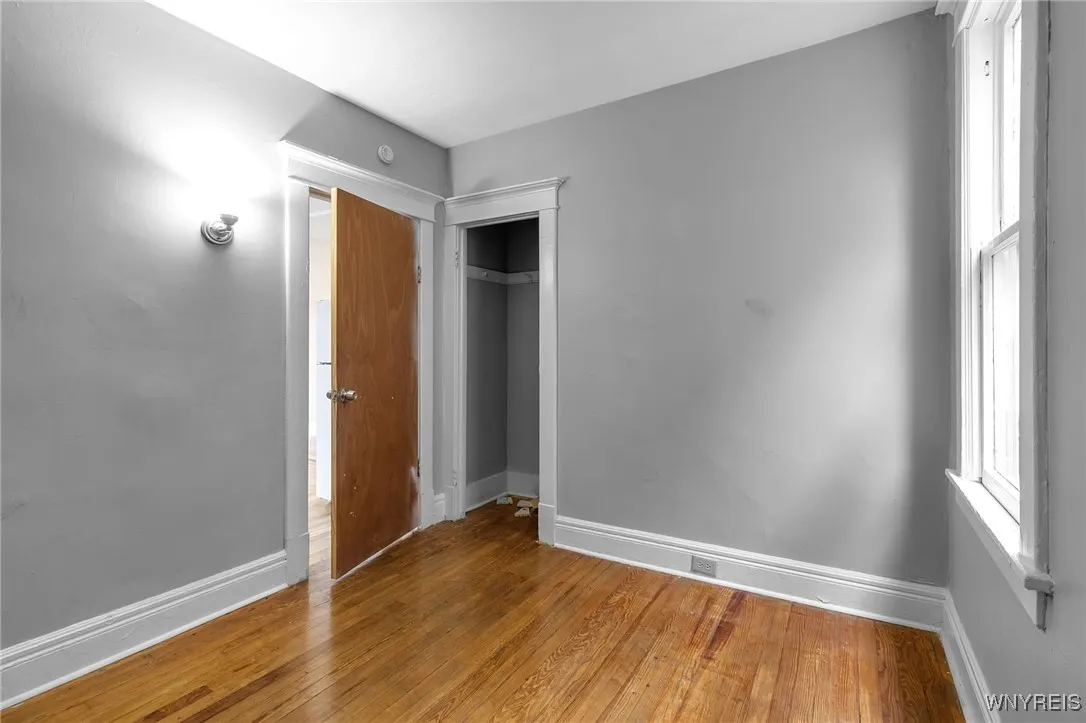 481 7th Street, Buffalo, New York 14201, Buffalo, New York 14201, 10 Bedrooms Bedrooms, ,4 BathroomsBathrooms,Residential,For Sale,481 7th Street, Buffalo, New York 14201,0,B1634326