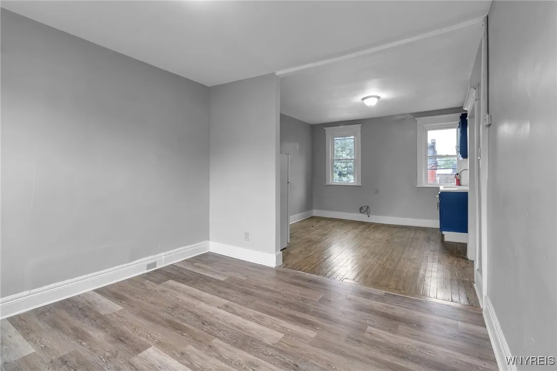 481 7th Street, Buffalo, New York 14201, Buffalo, New York 14201, 10 Bedrooms Bedrooms, ,4 BathroomsBathrooms,Residential,For Sale,481 7th Street, Buffalo, New York 14201,0,B1634326