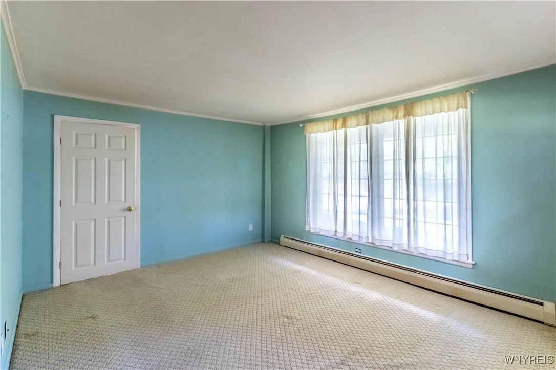 1187 Sandridge Road, Alden, New York 14004, Alden, New York 14004, 4 Bedrooms Bedrooms, 9 Rooms Rooms,1 BathroomBathrooms,Residential,For Sale,1187 Sandridge Road, Alden, New York 14004,0,B1633093