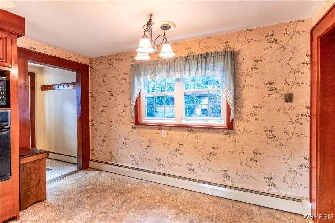 1187 Sandridge Road, Alden, New York 14004, Alden, New York 14004, 4 Bedrooms Bedrooms, 9 Rooms Rooms,1 BathroomBathrooms,Residential,For Sale,1187 Sandridge Road, Alden, New York 14004,0,B1633093