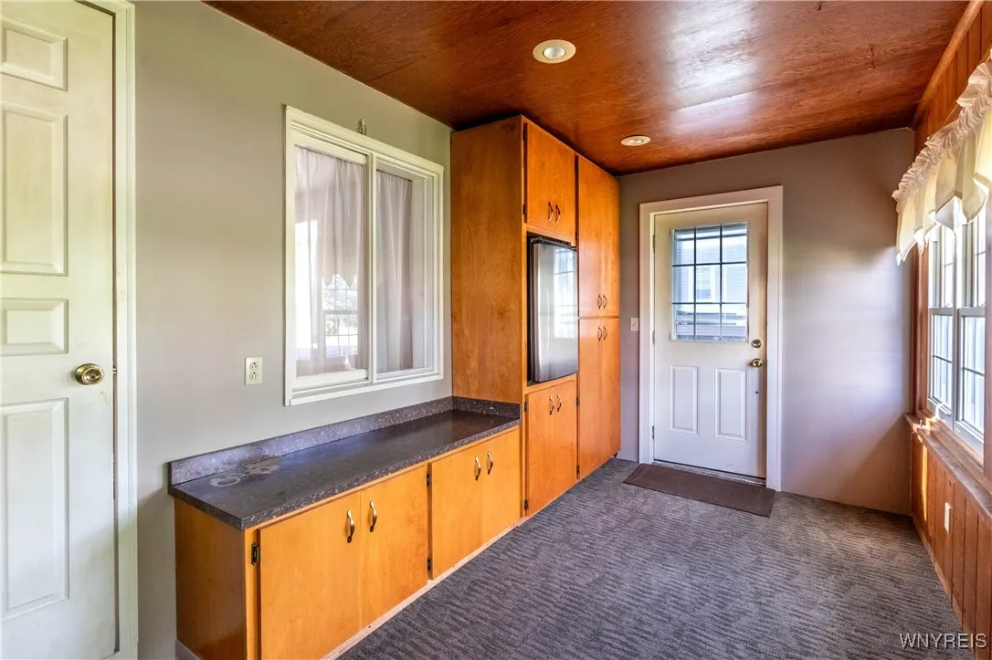 1187 Sandridge Road, Alden, New York 14004, Alden, New York 14004, 4 Bedrooms Bedrooms, 9 Rooms Rooms,1 BathroomBathrooms,Residential,For Sale,1187 Sandridge Road, Alden, New York 14004,0,B1633093