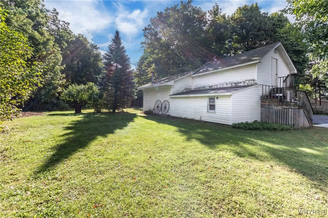 1187 Sandridge Road, Alden, New York 14004, Alden, New York 14004, 4 Bedrooms Bedrooms, 9 Rooms Rooms,1 BathroomBathrooms,Residential,For Sale,1187 Sandridge Road, Alden, New York 14004,0,B1633093