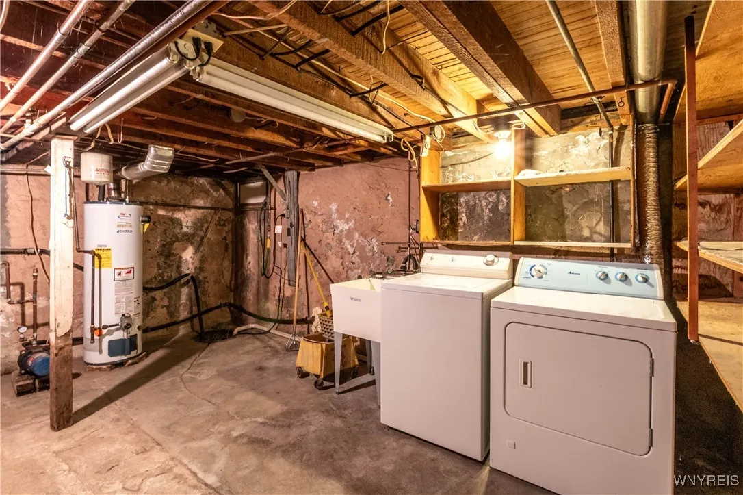 1187 Sandridge Road, Alden, New York 14004, Alden, New York 14004, 4 Bedrooms Bedrooms, 9 Rooms Rooms,1 BathroomBathrooms,Residential,For Sale,1187 Sandridge Road, Alden, New York 14004,0,B1633093