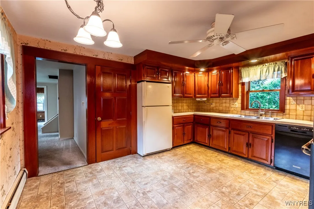 1187 Sandridge Road, Alden, New York 14004, Alden, New York 14004, 4 Bedrooms Bedrooms, 9 Rooms Rooms,1 BathroomBathrooms,Residential,For Sale,1187 Sandridge Road, Alden, New York 14004,0,B1633093
