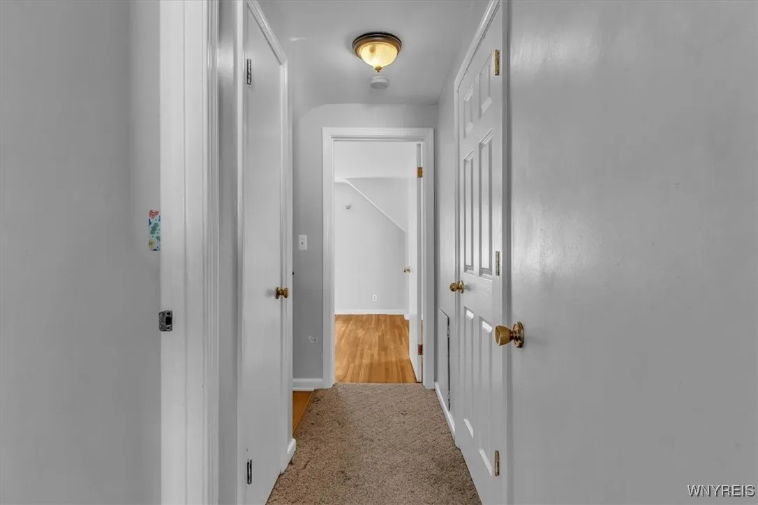 2nd Floor Foyer