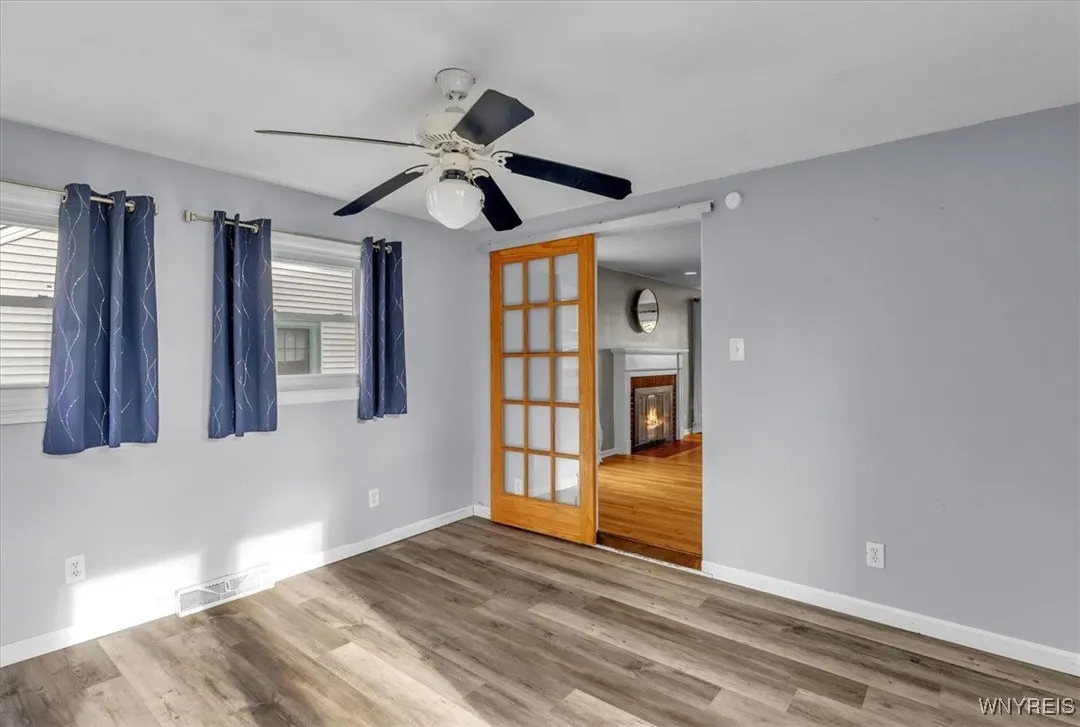 Back bonus room