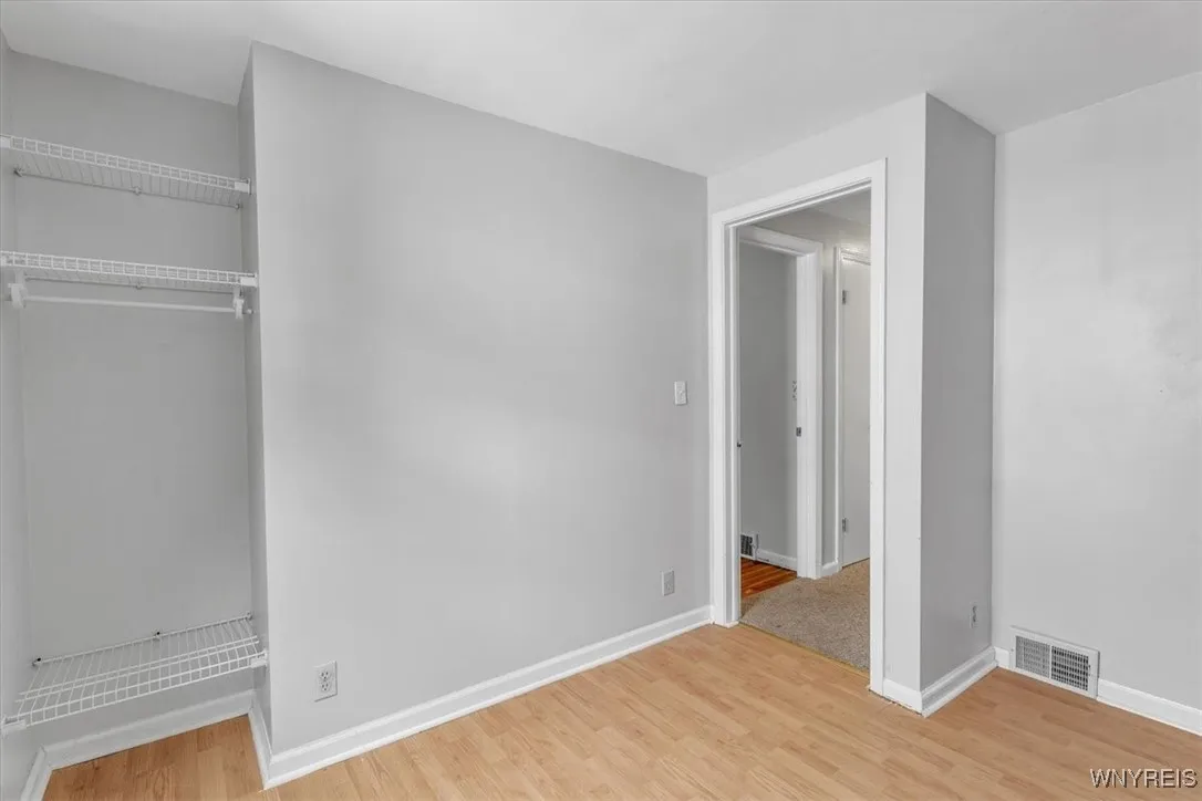71 Gardenwood Lane, Tonawanda, New York 14223, Tonawanda, New York 14223, 3 Bedrooms Bedrooms, 7 Rooms Rooms,1 BathroomBathrooms,Residential,Closed,71 Gardenwood Lane, Tonawanda, New York 14223,0,B1632598