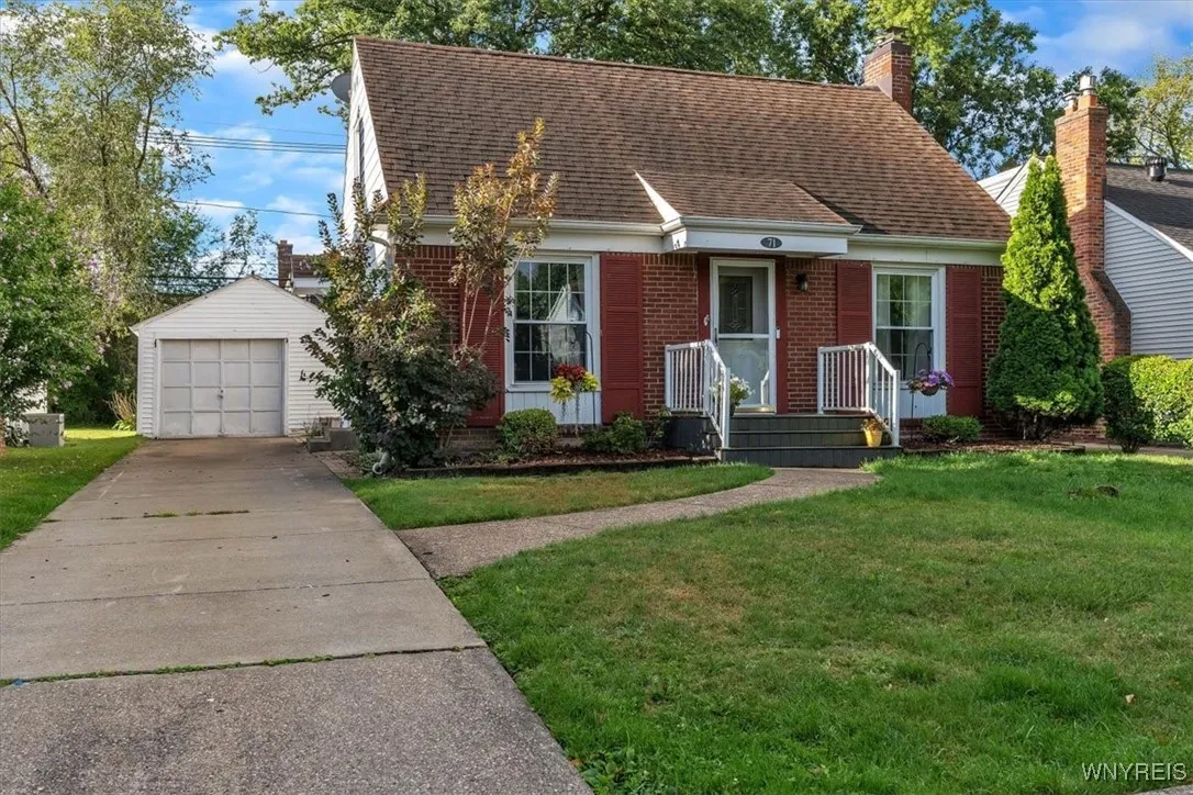 71 Gardenwood Lane, Tonawanda, New York 14223, Tonawanda, New York 14223, 3 Bedrooms Bedrooms, 7 Rooms Rooms,1 BathroomBathrooms,Residential,Closed,71 Gardenwood Lane, Tonawanda, New York 14223,0,B1632598