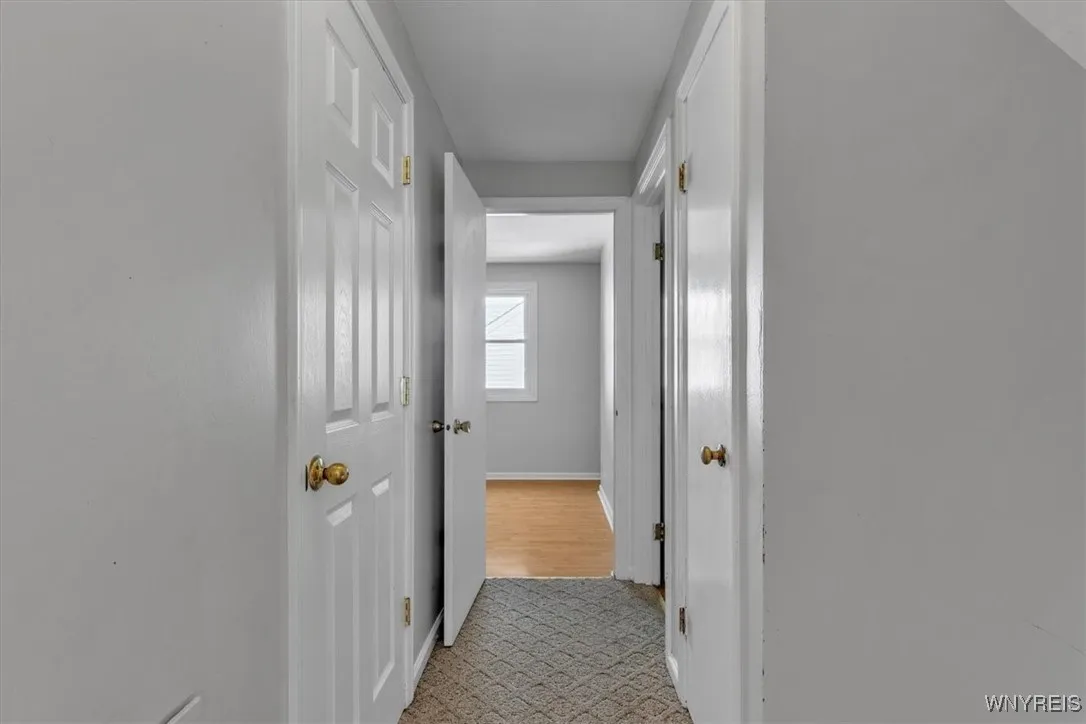 2nd Floor Foyer