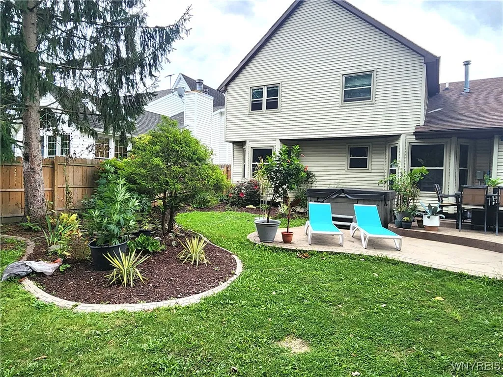 339 Daniel Drive, North Tonawanda, New York 14120, North Tonawanda, New York 14120, 3 Bedrooms Bedrooms, 8 Rooms Rooms,3 BathroomsBathrooms,Residential,For Sale,339 Daniel Drive, North Tonawanda, New York 14120,0,B1634494