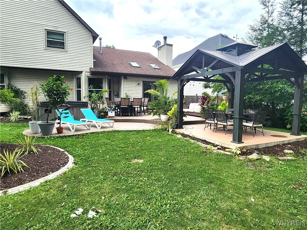 339 Daniel Drive, North Tonawanda, New York 14120, North Tonawanda, New York 14120, 3 Bedrooms Bedrooms, 8 Rooms Rooms,3 BathroomsBathrooms,Residential,For Sale,339 Daniel Drive, North Tonawanda, New York 14120,0,B1634494