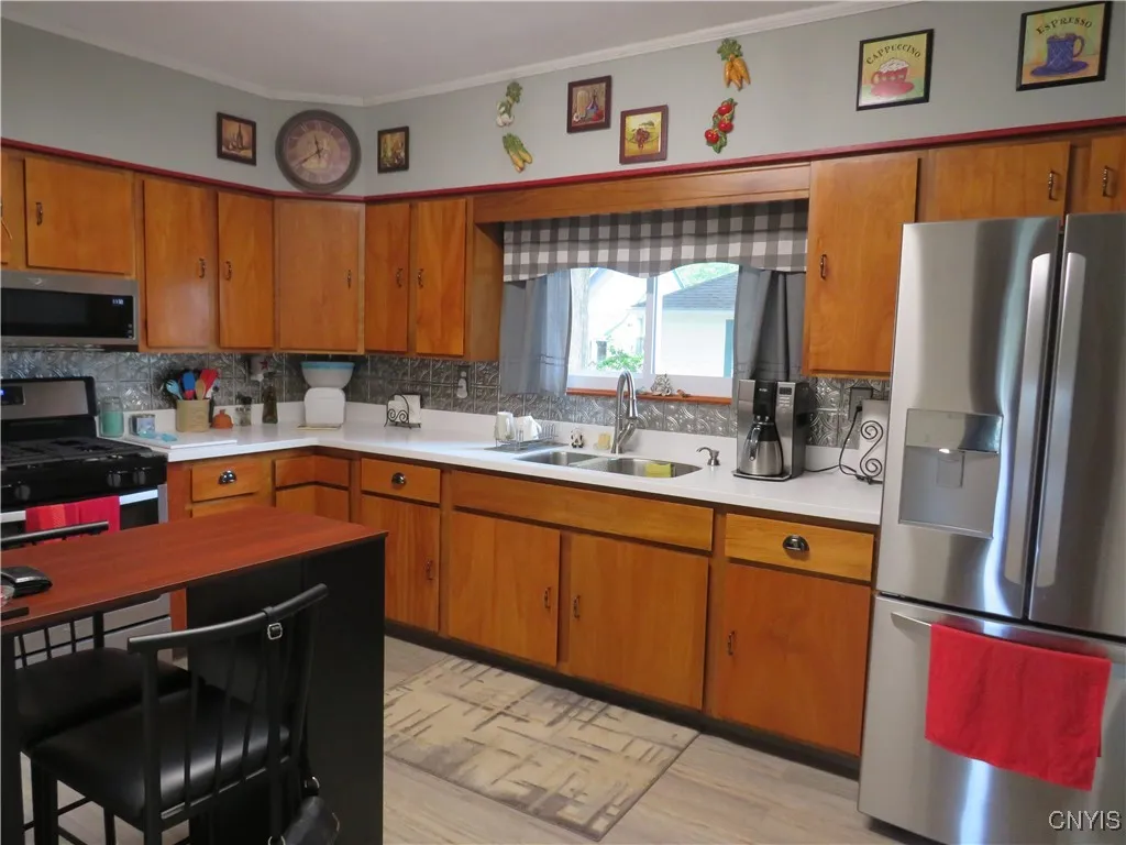 1196 Upp Lenox Avenue, Oneida, New York 13421, Oneida, New York 13421, 4 Bedrooms Bedrooms, 9 Rooms Rooms,2 BathroomsBathrooms,Residential,For Sale,1196 Upp Lenox Avenue, Oneida, New York 13421,0,S1634537