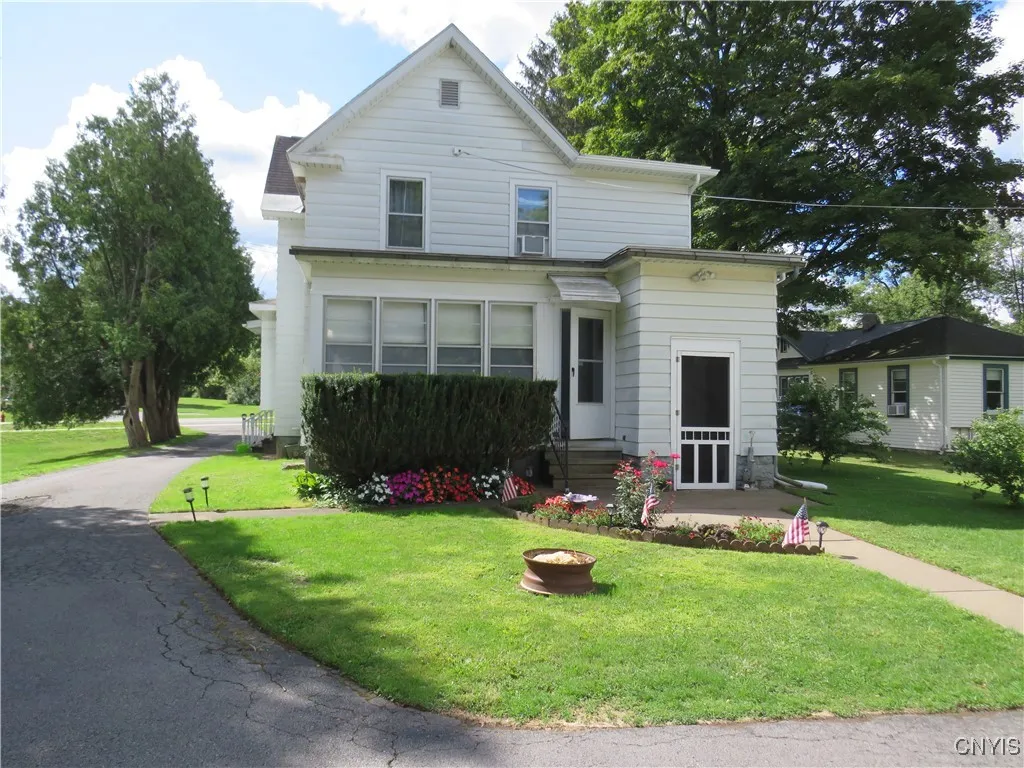 1196 Upp Lenox Avenue, Oneida, New York 13421, Oneida, New York 13421, 4 Bedrooms Bedrooms, 9 Rooms Rooms,2 BathroomsBathrooms,Residential,For Sale,1196 Upp Lenox Avenue, Oneida, New York 13421,0,S1634537