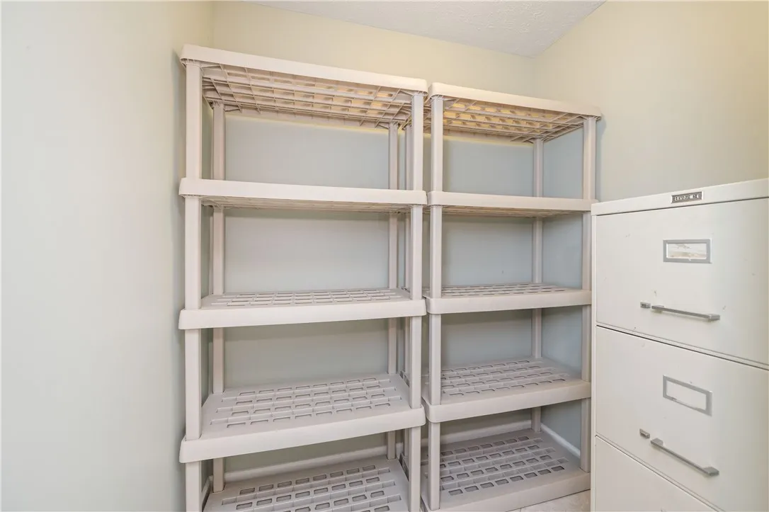 165 Maryview Drive, Penfield, New York 14580, Penfield, New York 14580, 3 Bedrooms Bedrooms, 6 Rooms Rooms,2 BathroomsBathrooms,Residential,For Sale,165 Maryview Drive, Penfield, New York 14580,0,R1634467