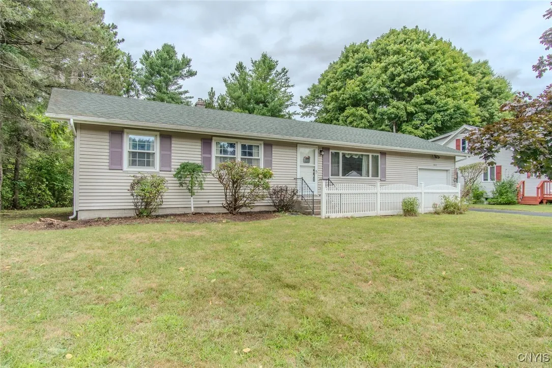 1055 West Street, Wilna, New York 13619, Wilna, New York 13619, 3 Bedrooms Bedrooms, 8 Rooms Rooms,1 BathroomBathrooms,Residential,For Sale,1055 West Street, Wilna, New York 13619,0,S1633054