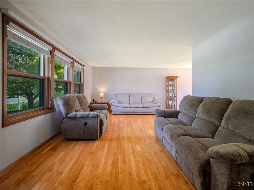 1263 Upp Lenox Avenue, Oneida, New York 13421, Oneida, New York 13421, 4 Bedrooms Bedrooms, 8 Rooms Rooms,1 BathroomBathrooms,Residential,For Sale,1263 Upp Lenox Avenue, Oneida, New York 13421,0,S1634028
